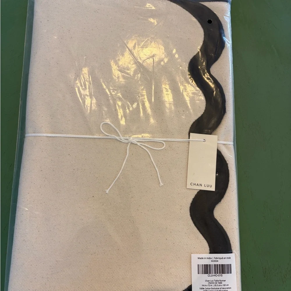 Chan Luu Cream and Black Table Runner Black Scalloped Trim 14